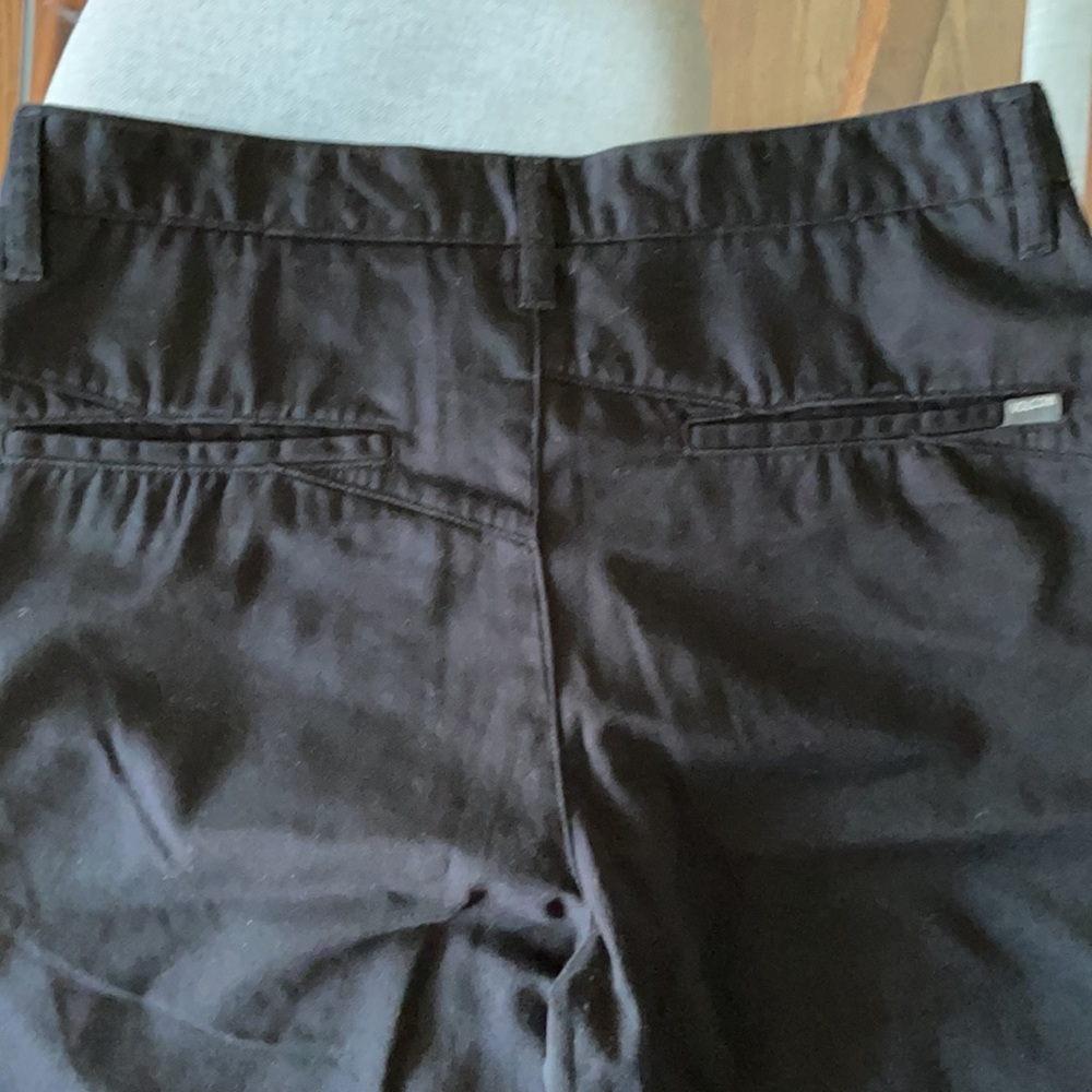 Volcom shorts - Picture 3 of 4